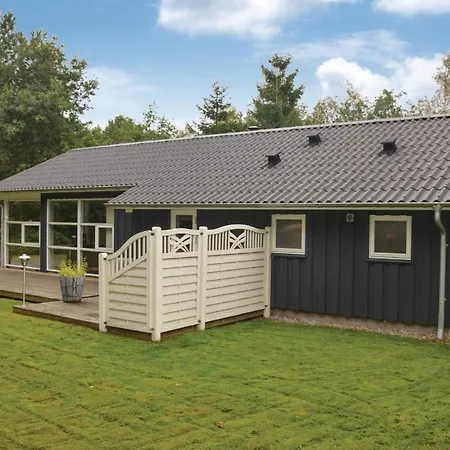 Feriehus Two-bedroom Holiday In Give