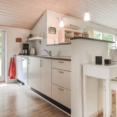 Feriehus Two-bedroom Holiday In